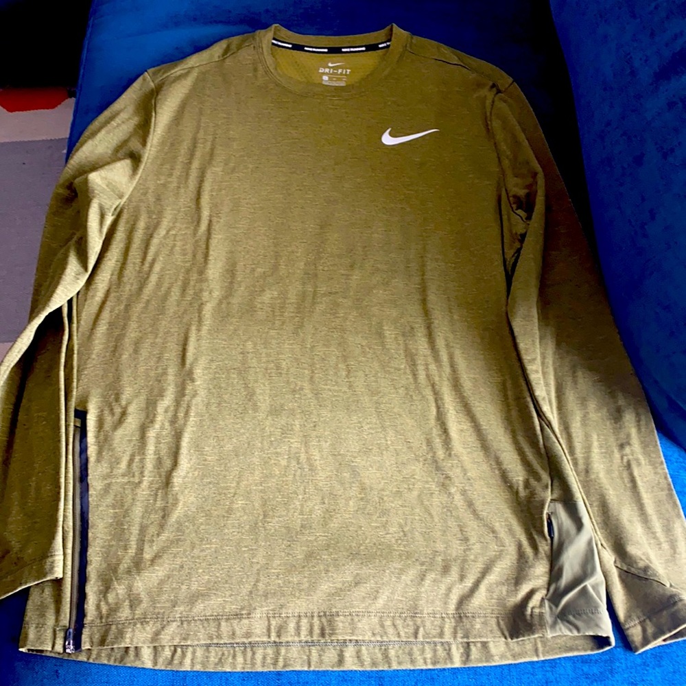 Nike running shirt Dri-Fit XL